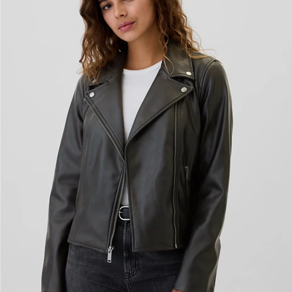 GAP Black Faux Leather Moto Jacket Size Small Asymmetrical Grunge Date Night NWT